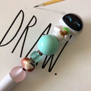 Disney Doorables: Wall-e: Eve with plant handmade beaded pen